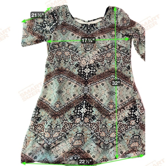 Speechless Women's Tunic in Black and Green Pattern - Picture 9 of 9